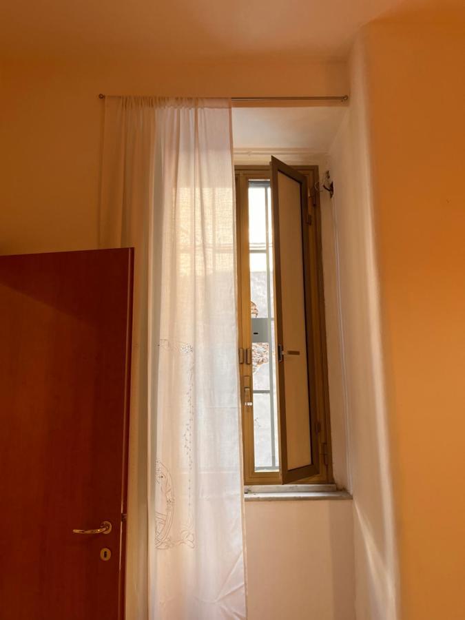 Appartement Bianca Lavica Guest-House à Catane Extérieur photo